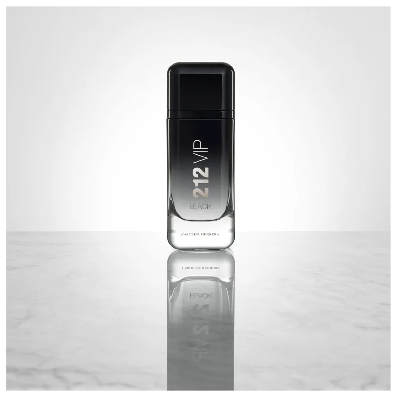 Carolina Herrera - 212 VIP Black (Eau de Parfum)